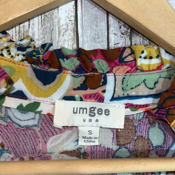 Umgee Alessia Mixed Print Puff Sleeve Blouse - Picture 8 of 8